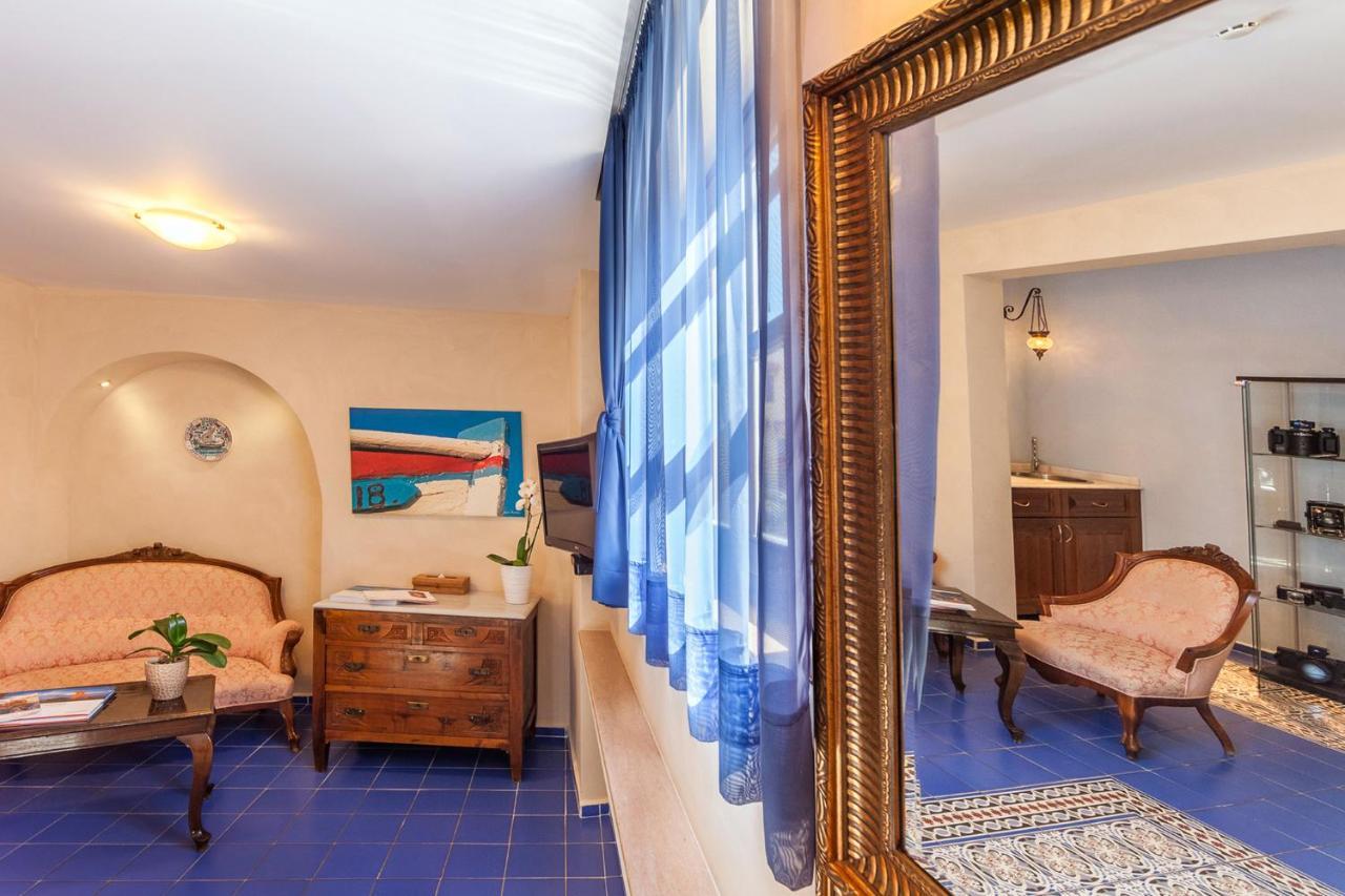 In Camera Art Boutique Hotel Rhodes City 외부 사진